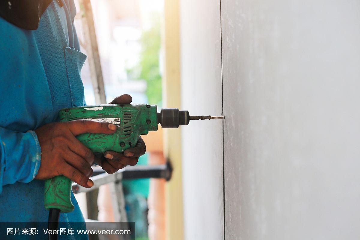 瓷砖打孔了怎么补救(瓷砖打孔了怎么补救视频) 瓷砖打孔了怎么补救(瓷砖打孔了怎么补救视频)