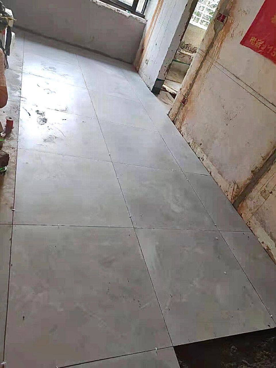 瓷砖装修师傅(做瓷砖业务怎样跑装修公司)